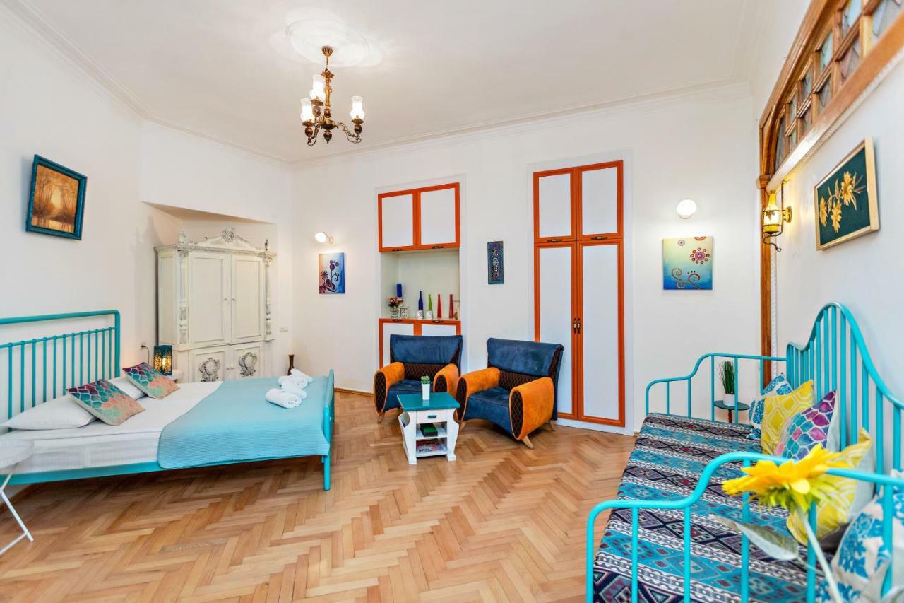 ★ Blue Door Rhapsody ★ - Special Stay In Old Town! Tbilisi Exteriör bild