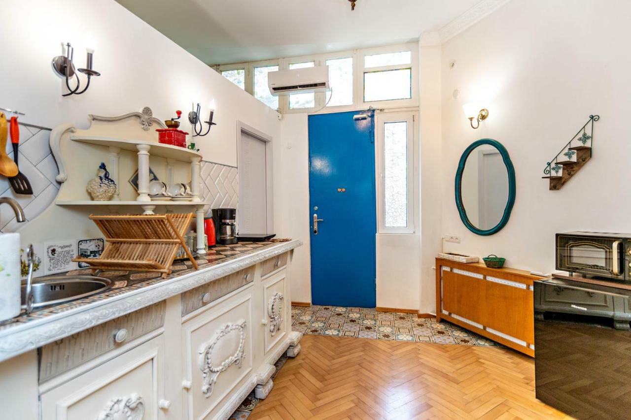 ★ Blue Door Rhapsody ★ - Special Stay In Old Town! Tbilisi Exteriör bild
