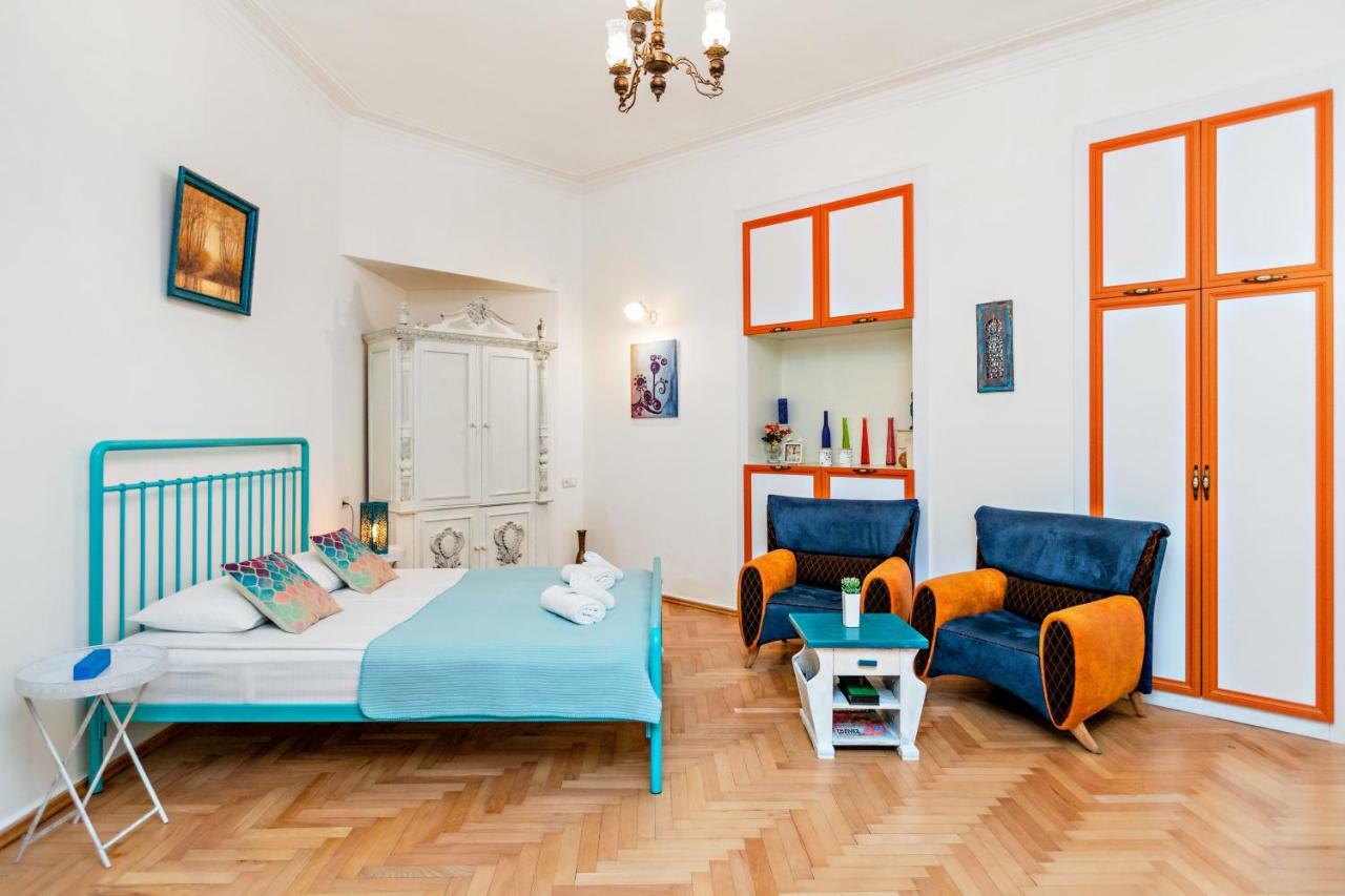 ★ Blue Door Rhapsody ★ - Special Stay In Old Town! Tbilisi Exteriör bild