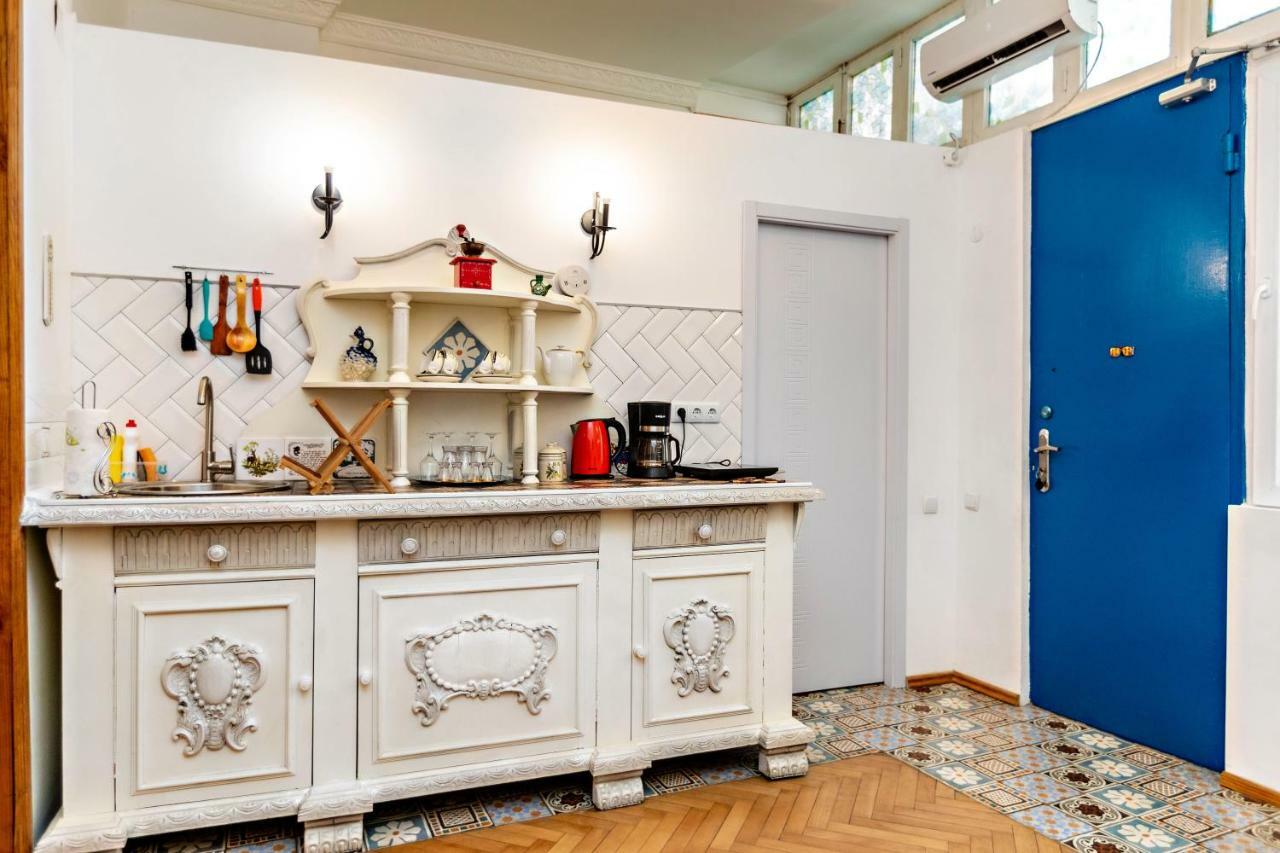 ★ Blue Door Rhapsody ★ - Special Stay In Old Town! Tbilisi Exteriör bild